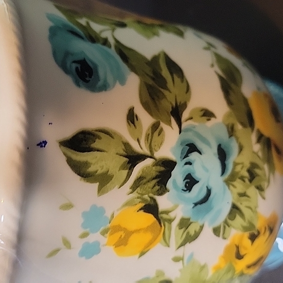 Pioneer Woman Canister - Picture 4 of 4